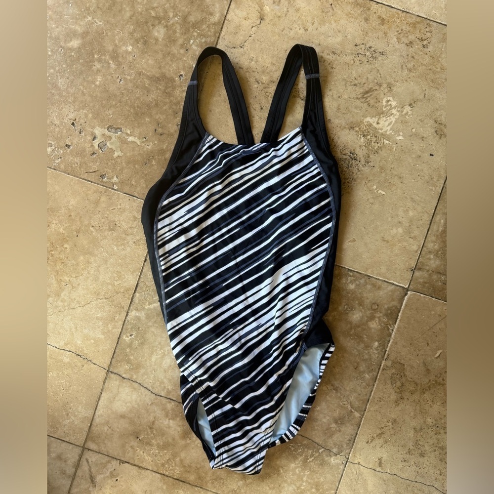 Nike Black & White Striped One-Piece Swimsuit - Women 36/10